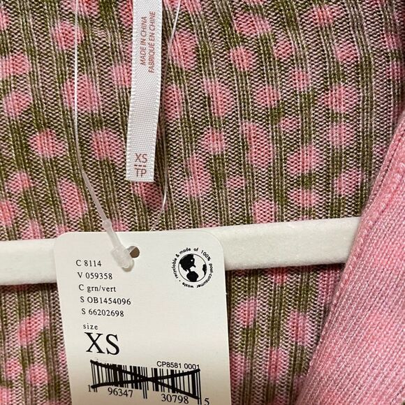 Free People Green Spotted Collared Long Sleeve
Crop - Size XS  NWT - Picture 4 of 6